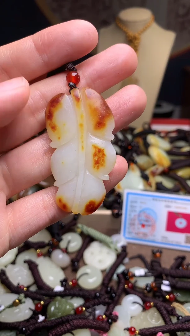 颈饰未镶嵌和田玉新疆料青海料清水和田玉吊坠