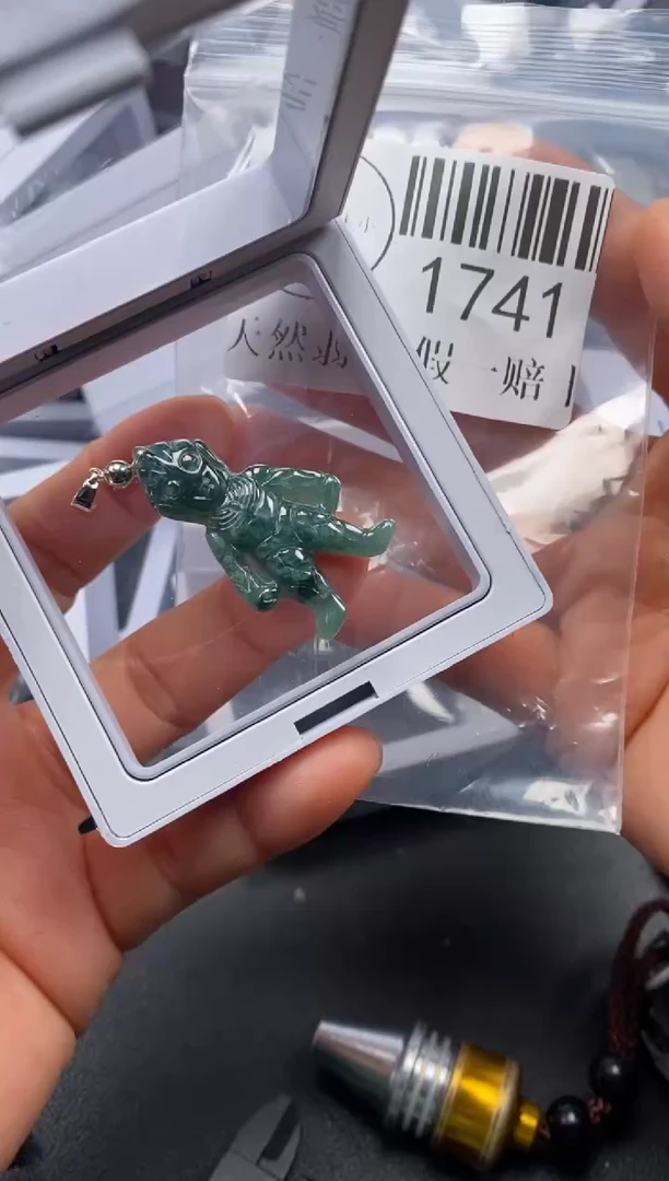 吊坠(不含链)未镶嵌翡翠1741
