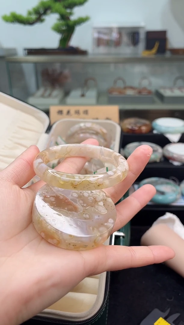 未镶嵌手镯石英质玉58圈口（赠品镯心）6886257