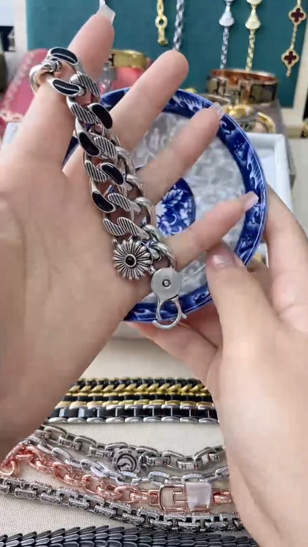 瓷片AAAAAAAAAAAAAAAAAA
