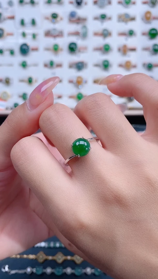 翡翠戒指银S925镶嵌天然翡翠