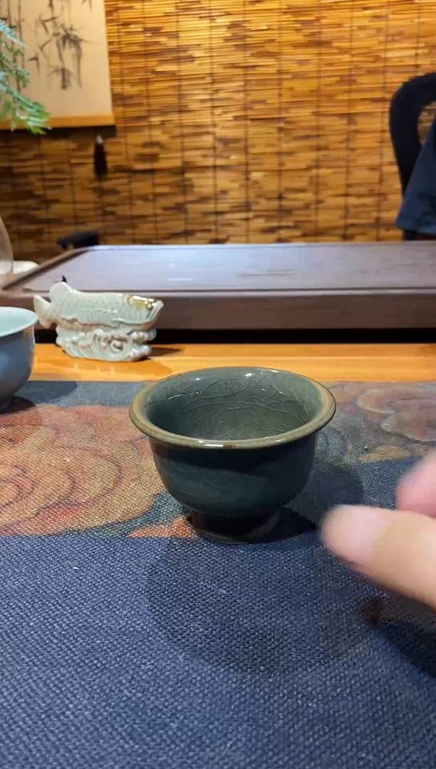 山隐青瓷龙窑柴烧杯子 铁胎 梅子青高足  60CC
