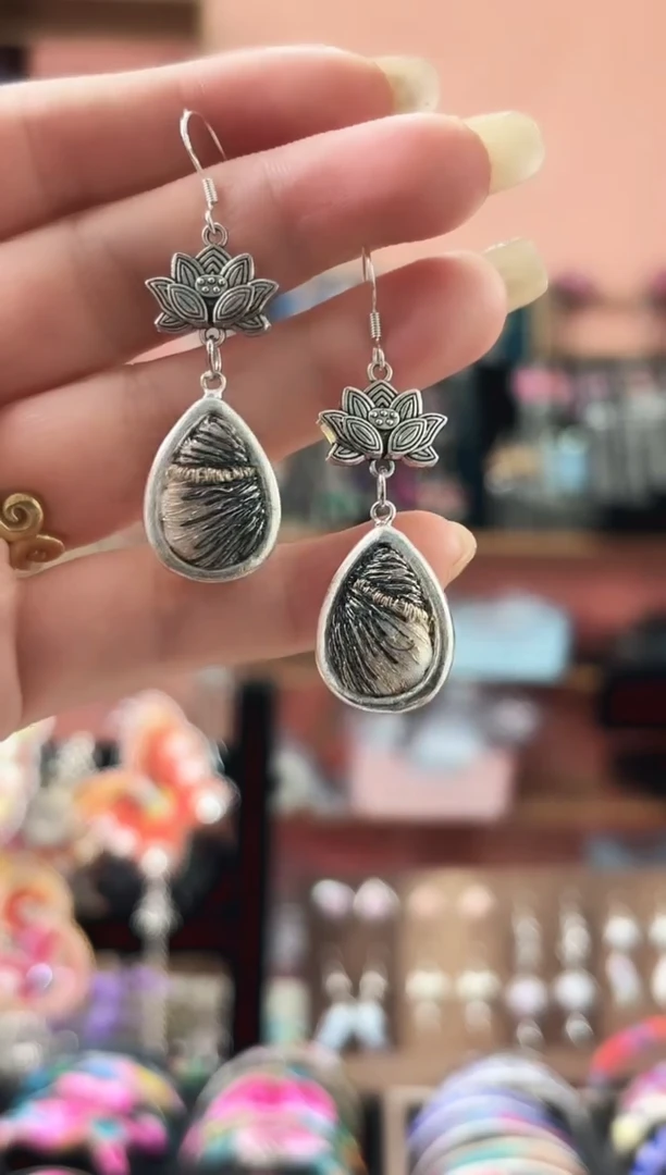 织绣艺枝独绣手工饰品117