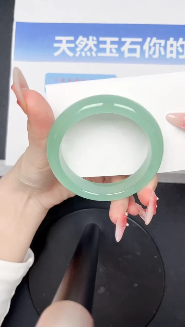 未镶嵌手镯石英质玉128-54.9