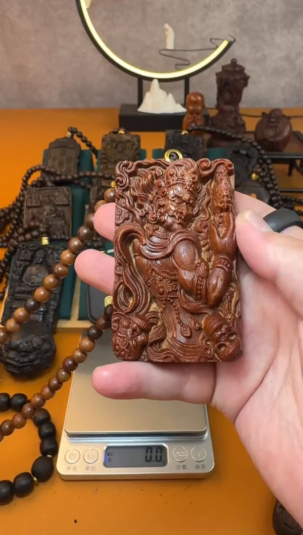 贡木吊坠《巴布亚贡木》新品血月星空不动明王