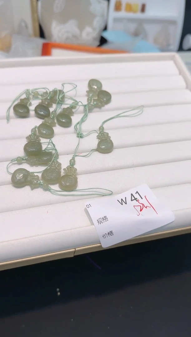 【闪购商品】和田玉颈饰未镶嵌多样性发一个W41