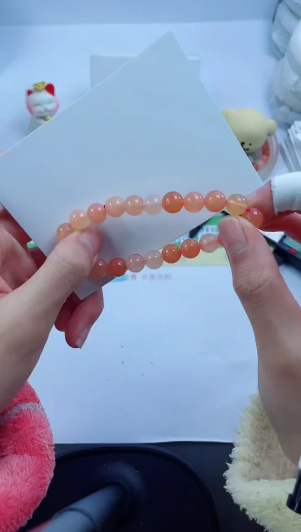 【闪购商品】石英质玉手镯未镶嵌888手串