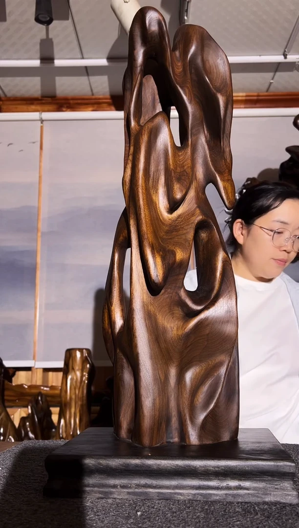金丝楠人**戏金 丝楠小叶桢楠摆件/厂家直销