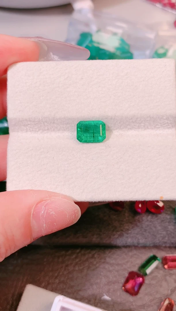 裸石祖母绿2.06ct-天然赞比亚