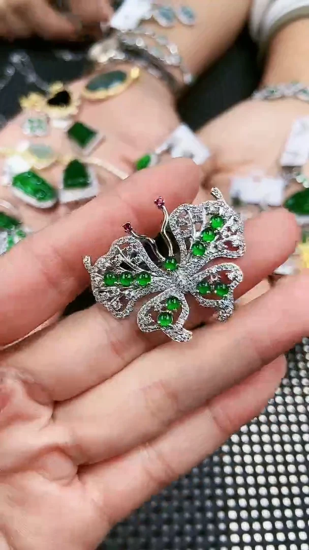 【闪购商品】翡翠吊坠(不含链)未镶嵌11111111