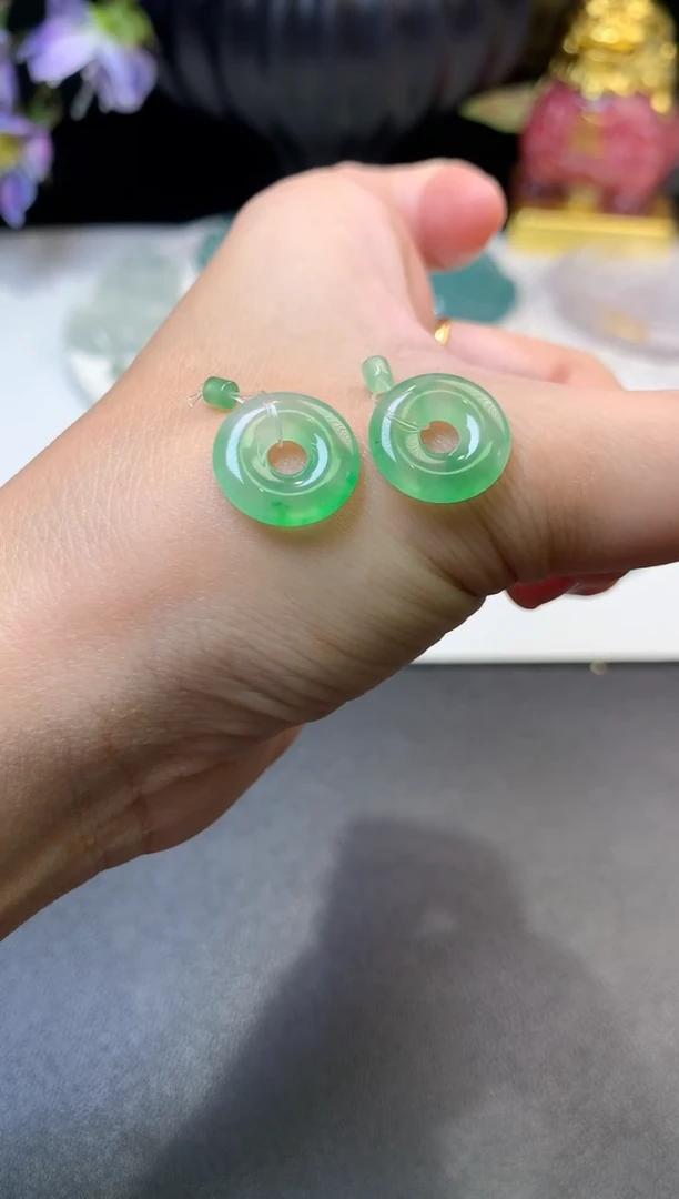 未镶嵌定制翡翠毛货