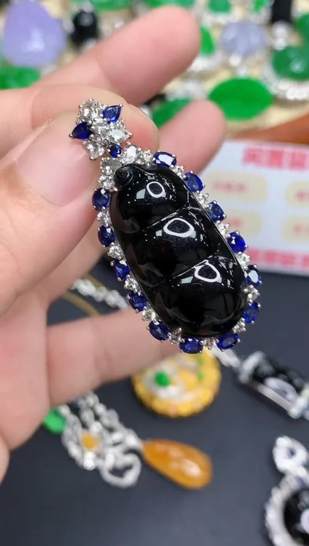 颈饰18K金镶嵌翡翠577-中国好珍宝