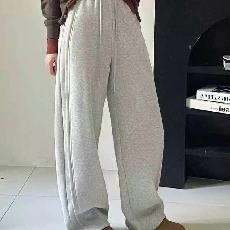 6001  春季 薄款 显瘦 阔腿 运动 弯刀裤