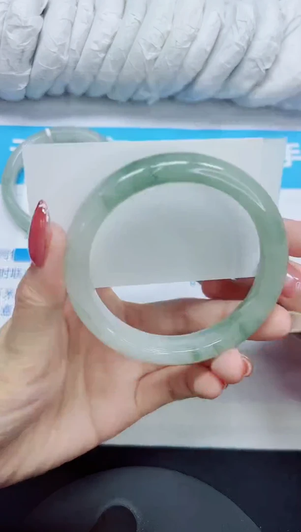 石英质玉手镯未镶嵌201/60.5