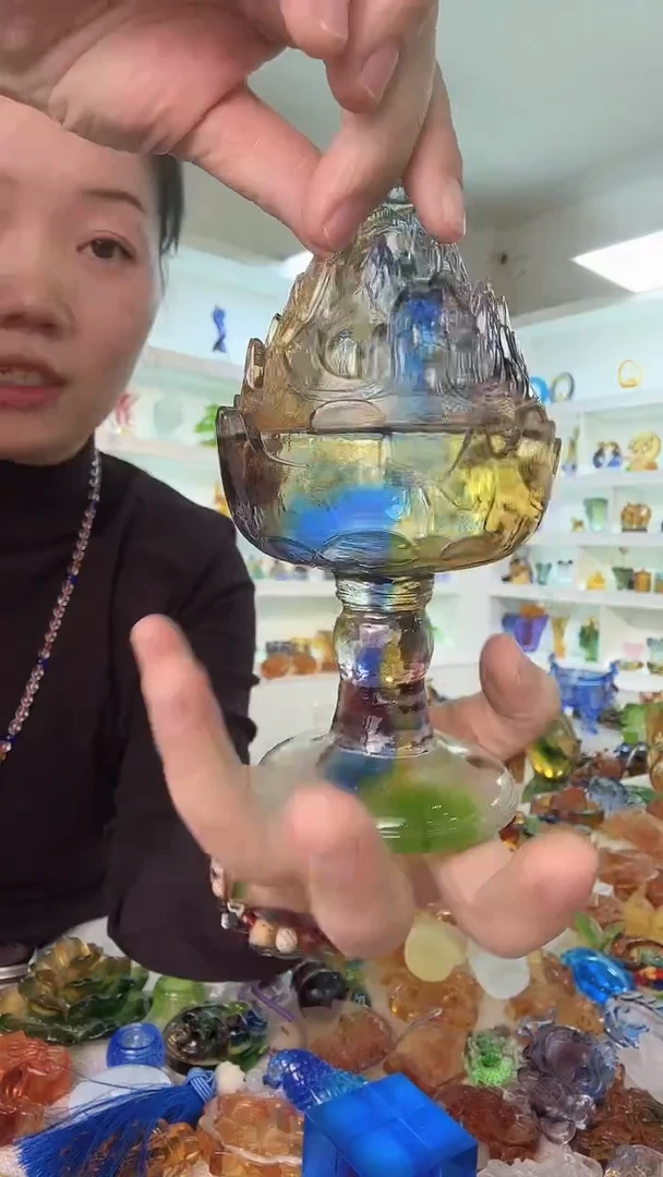 手工艺品琉璃香炉