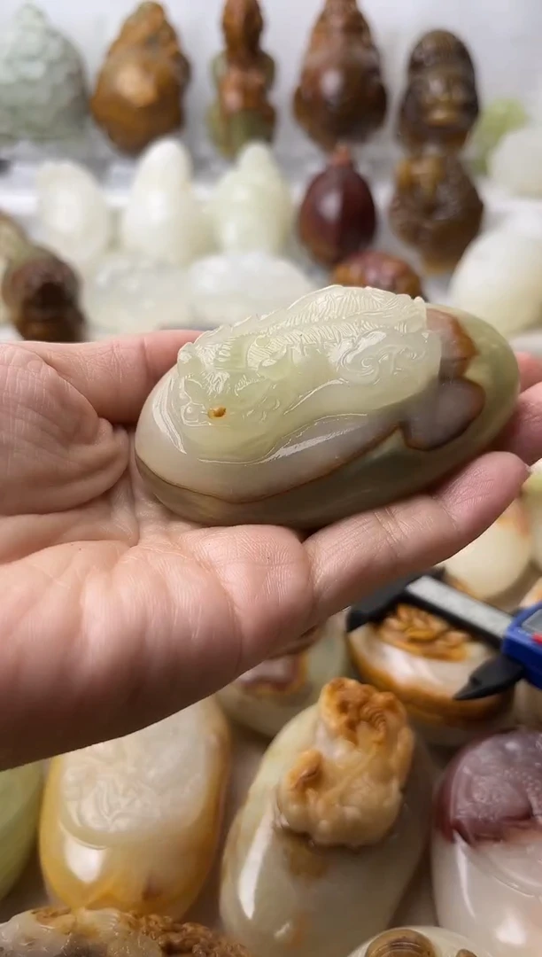 石材方解石棉纹正常不退换貔貅
