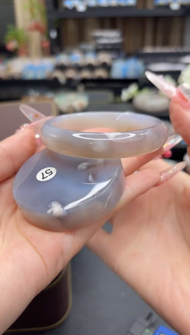 未镶嵌手镯石英质玉61(57圈赠送镯心)