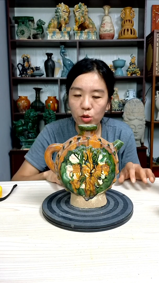 经典精美复古风格瓷器