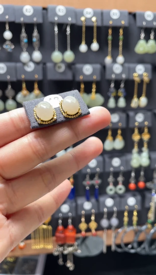 【闪购商品】和田玉耳饰银S925镶嵌0048