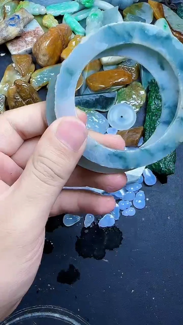 翡翠挂件未镶嵌宿**此071翡翠