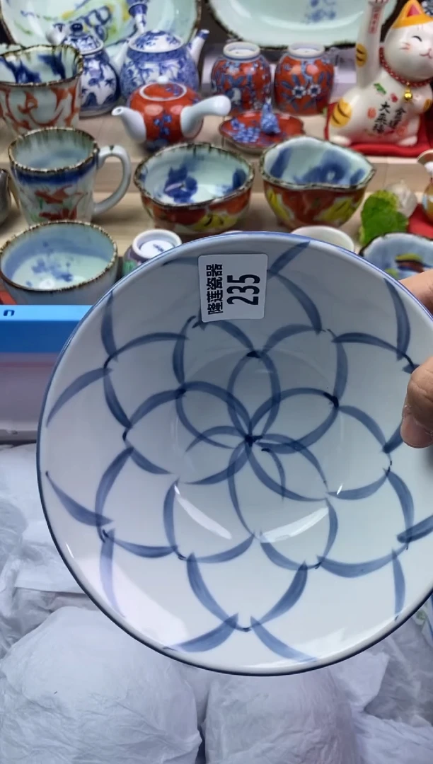 【闪购商品】瓷片隆莲瓷器欢迎大家