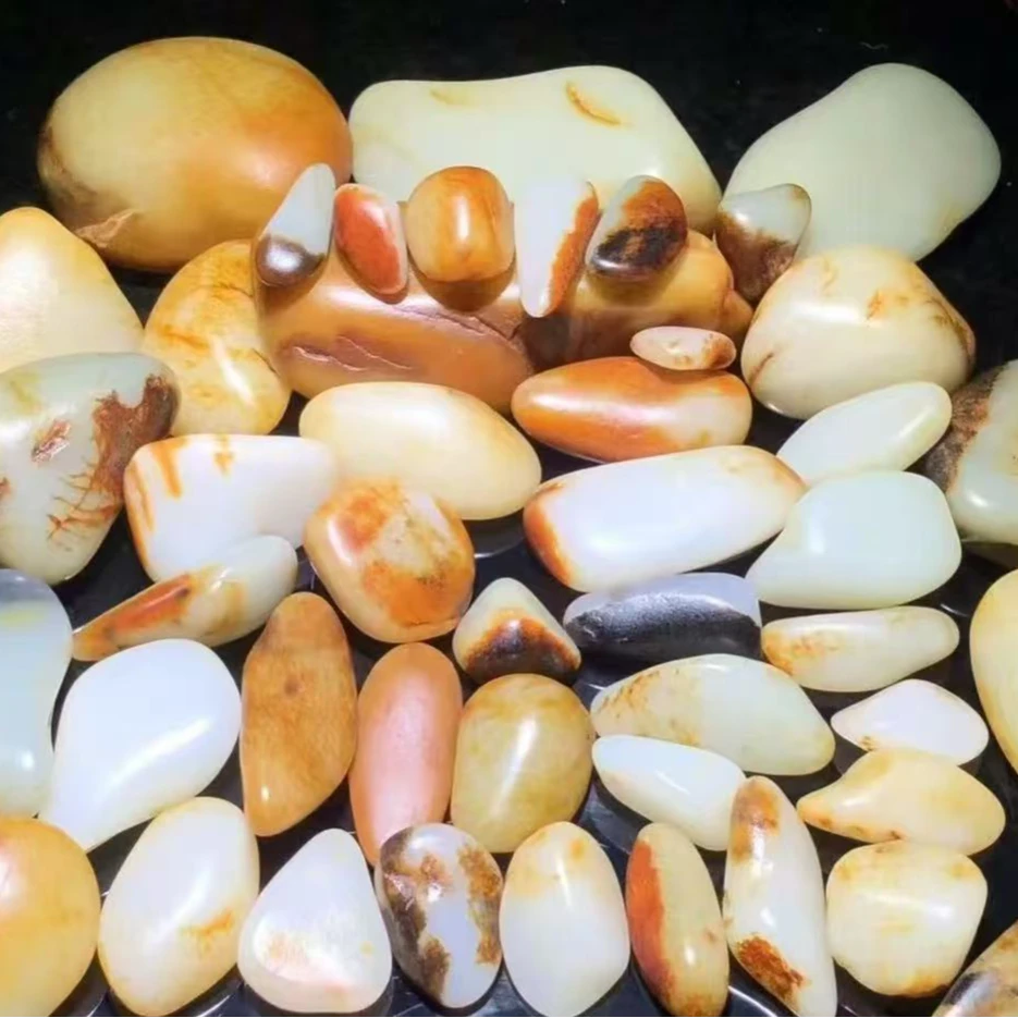 新疆和田玉奇石摆件手把件盘玩件