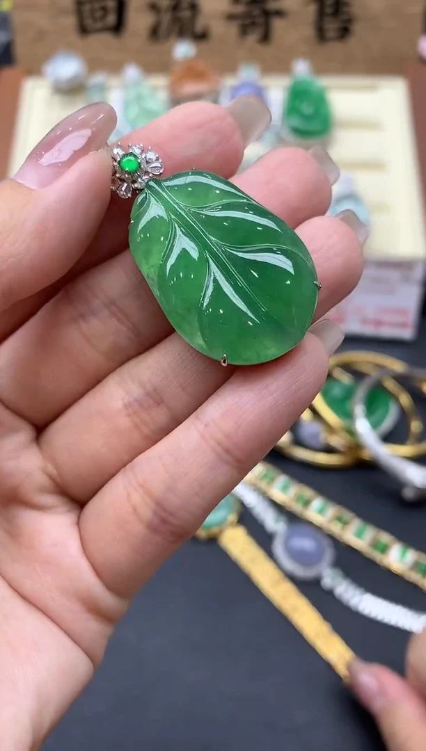 【闪购商品】翡翠颈饰18K金镶嵌618-中国好珍宝