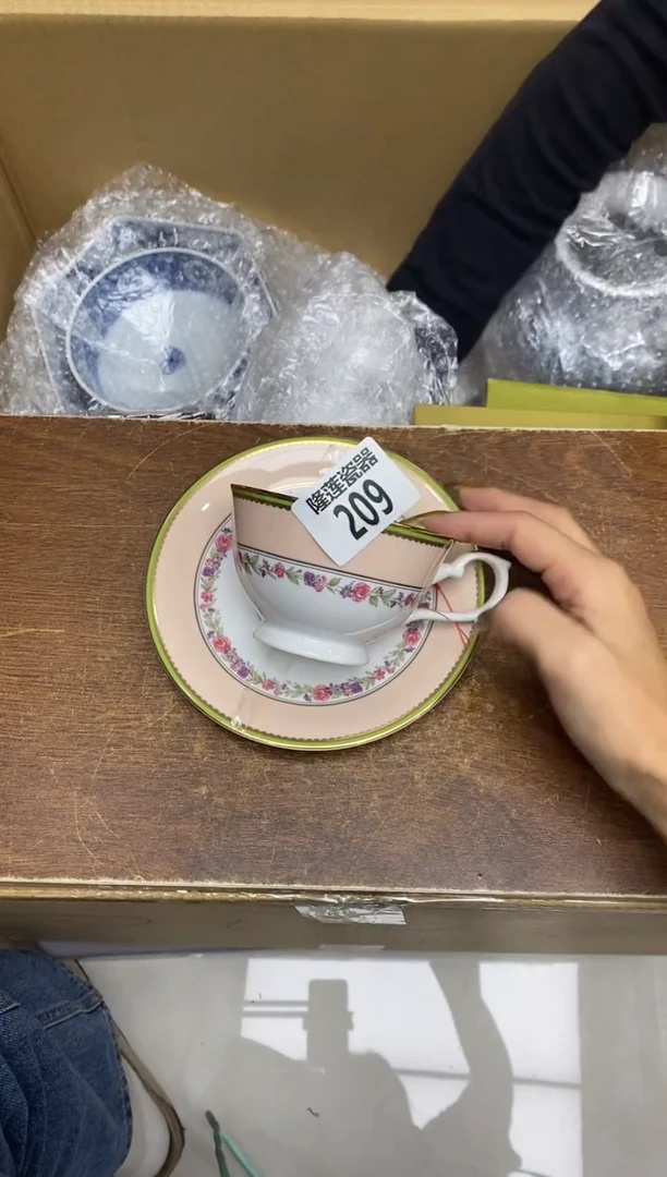 瓷片天*隆莲瓷器欢迎大家