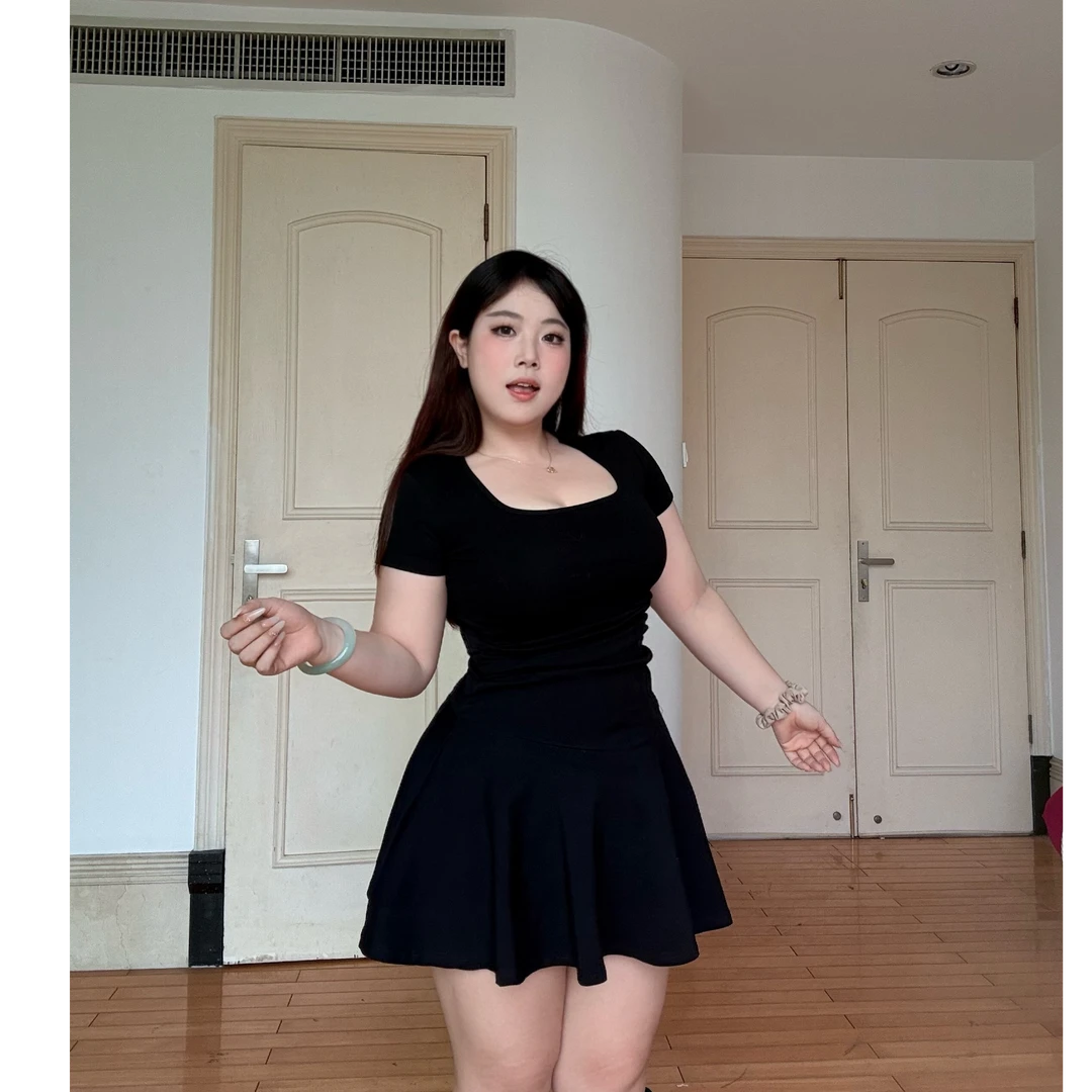 恩呐studio||微胖妹妹辣妹显瘦小裙子纯欲辣妹新款简约设计连衣裙