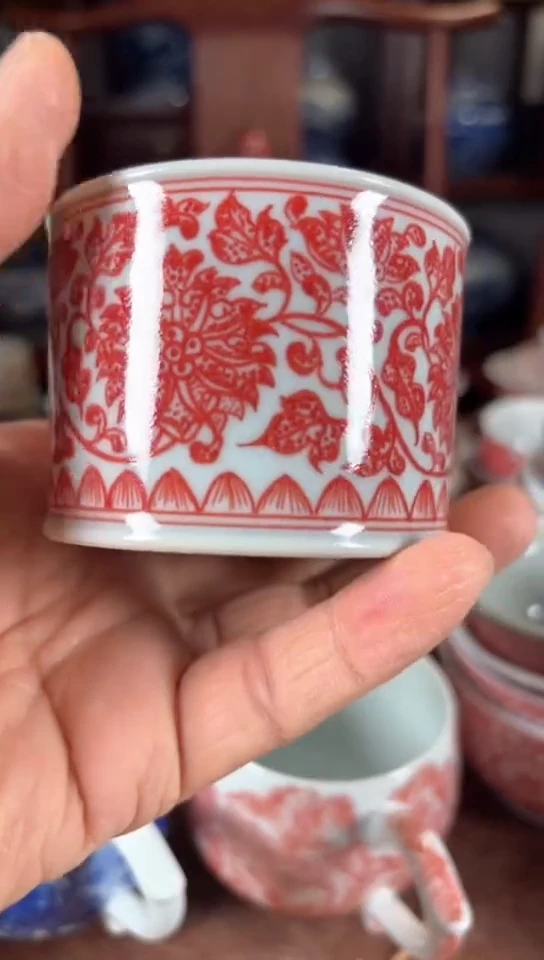 柴窑釉里红缠枝莲融天杯杯