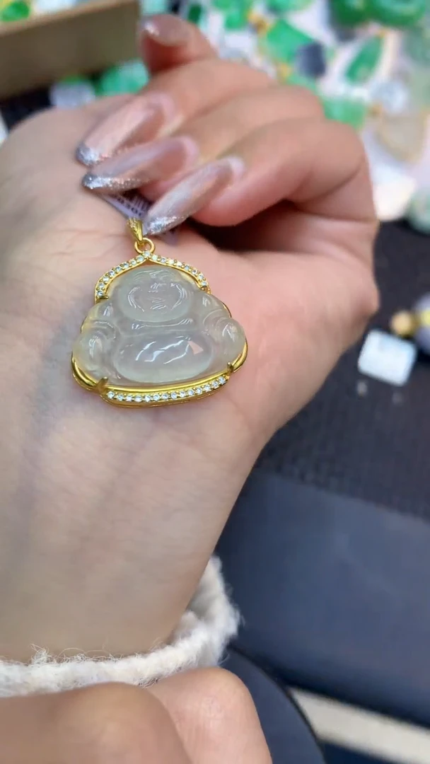 颈饰未镶嵌翡翠1