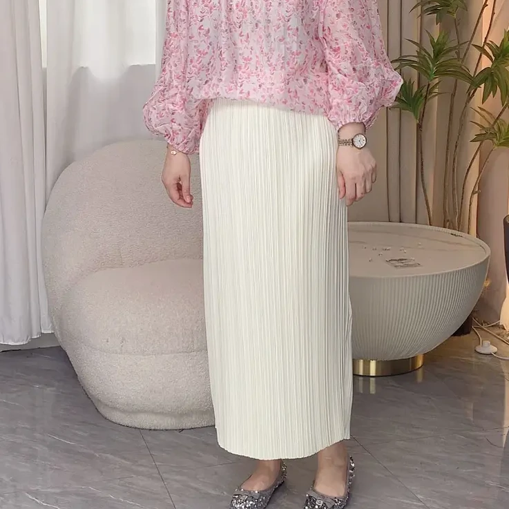 24【半身裙】2025款新款粉白百褶洗练半身裙 气质感高级感穿搭感