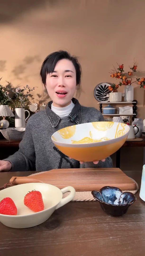 【闪购商品】瓷片9.5英寸异形粗陶手绘汤碗微瑕