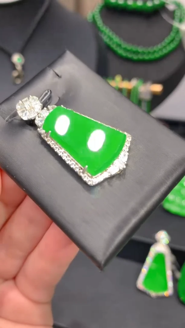 颈饰银S925镶嵌翡翠22一季