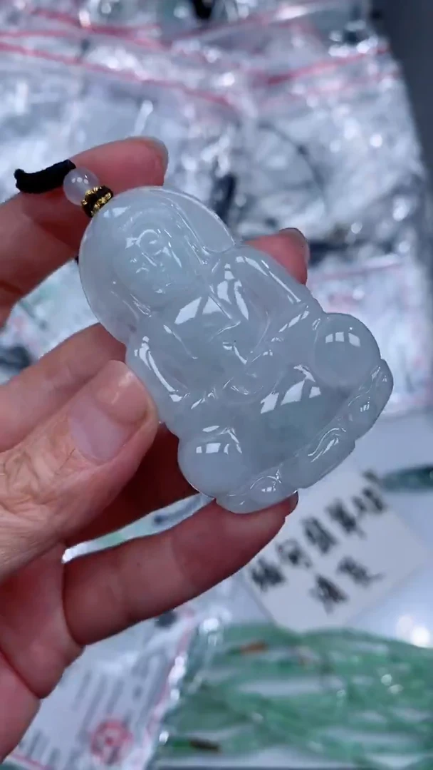 颈饰未镶嵌翡翠吊坠