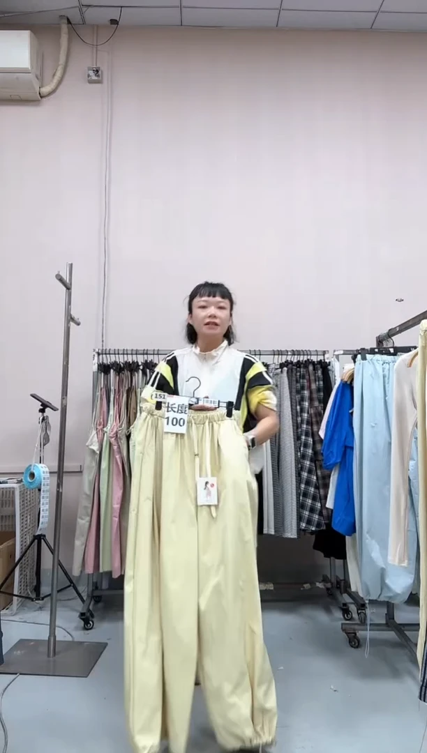 大哥家漂亮裤子^^