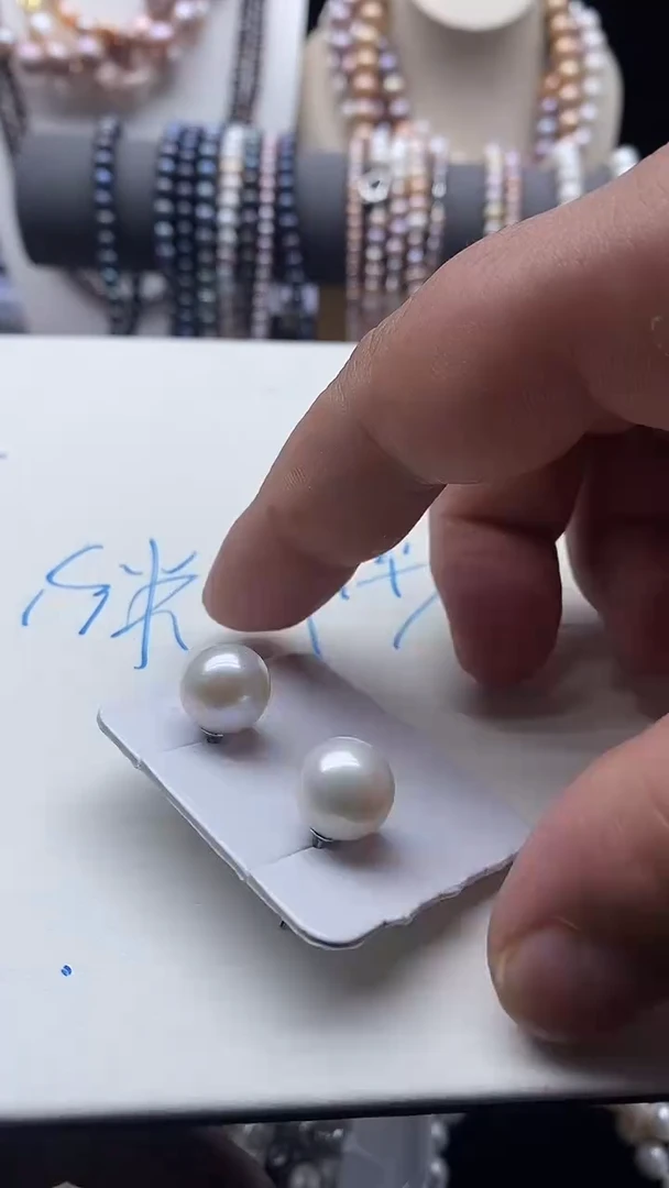 【闪购商品】淡水珍珠颈饰合金11