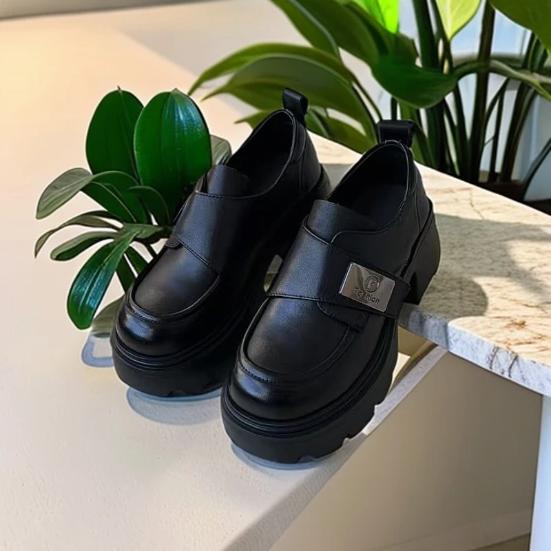 头层牛皮新款时尚舒适休闲百搭轻质厚底粗跟透气英伦风乐福鞋女款