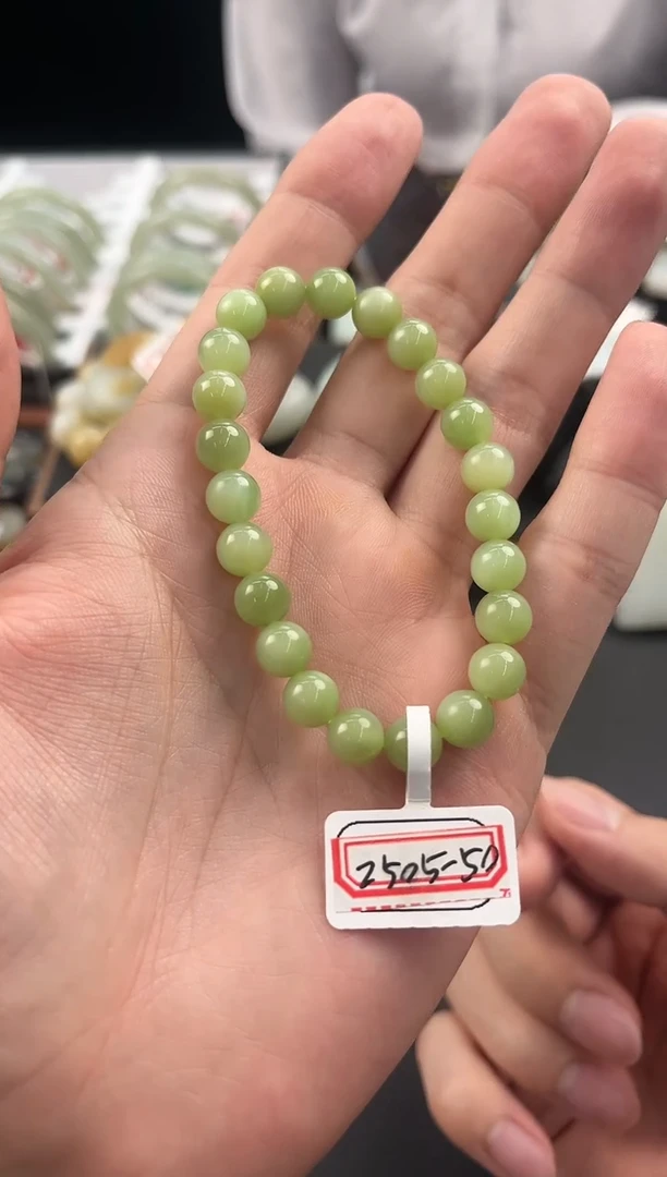 未镶嵌手串和田玉且末黑羊洞碧玉手串卡8微色差