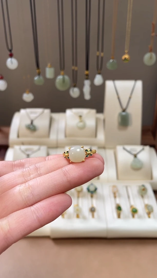 颈饰银S925镶嵌和田玉和田玉戒指