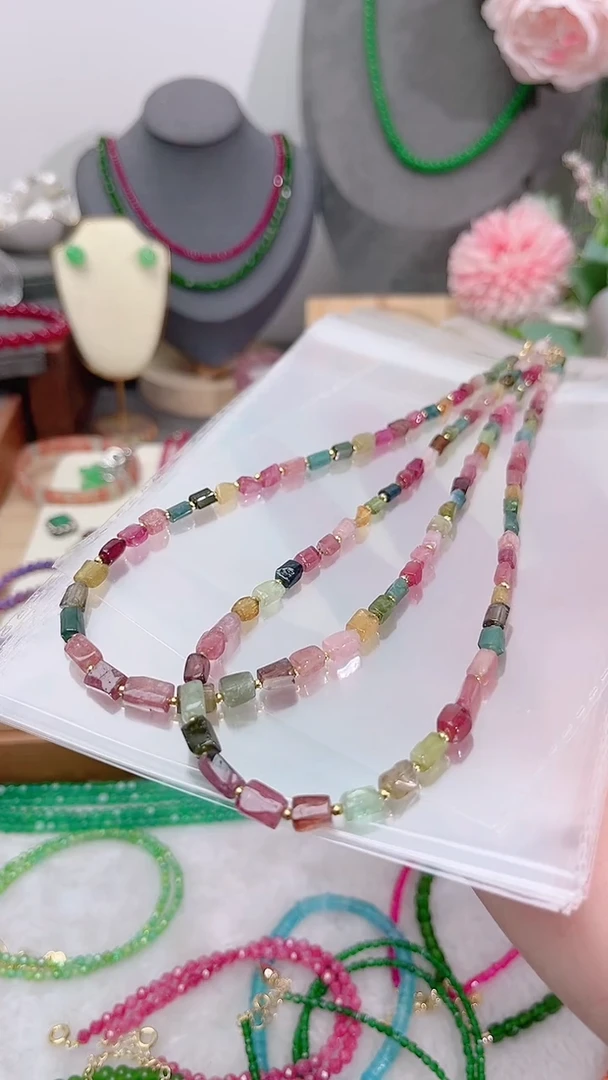 颈饰银S925镶嵌碧玺多样性选其一299