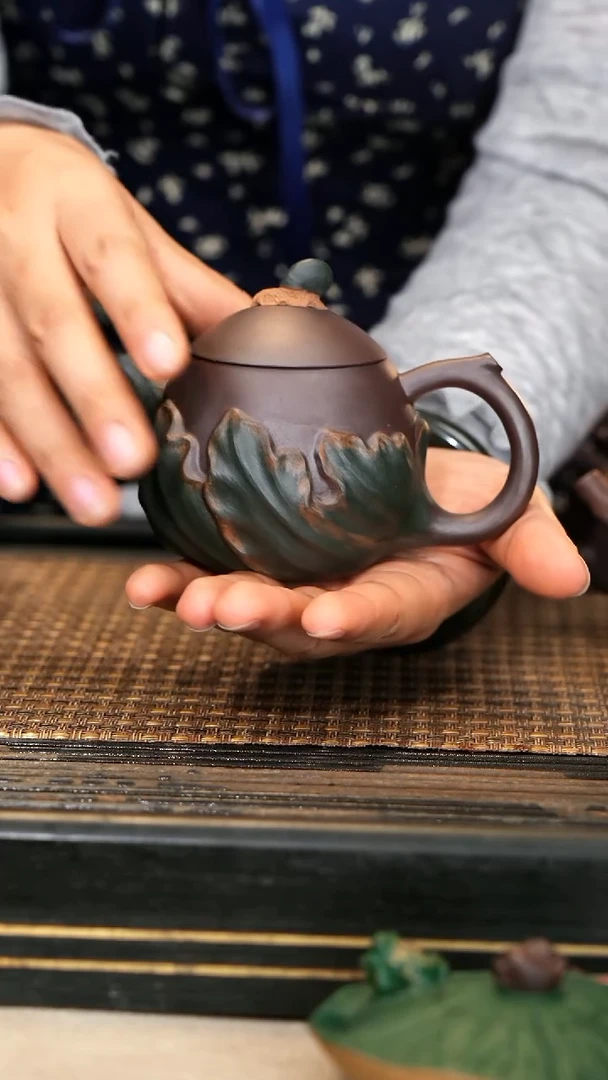 茶壶紫砂XS39《蜗牛茄瓜》紫茄泥