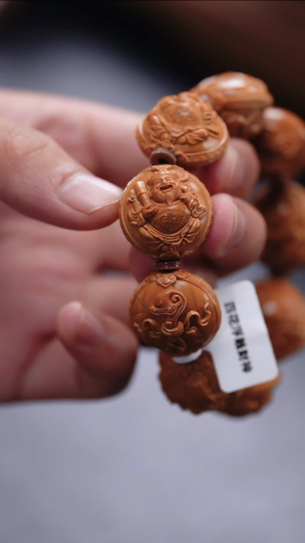 【闪购商品】橄榄核吊坠更厉害