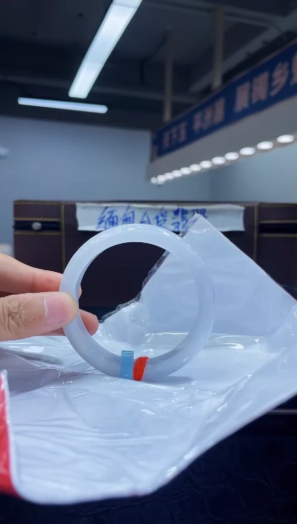 未镶嵌手镯翡翠10