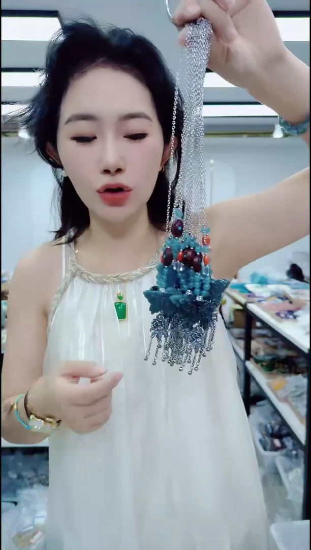 翡翠未镶嵌颈饰3045翡翠蝴蝶项链