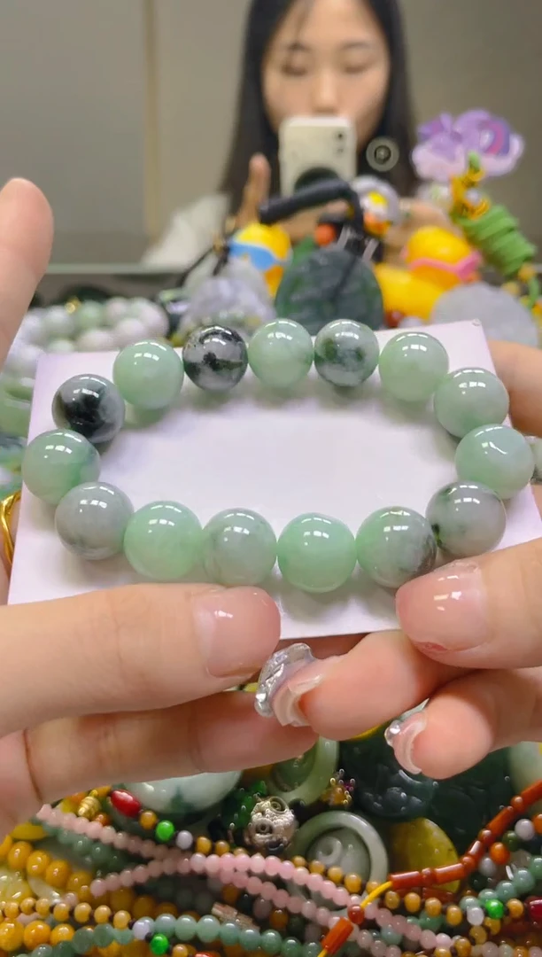 翡翠未镶嵌颈饰13MM/B/翡翠A货，一件也是批发价