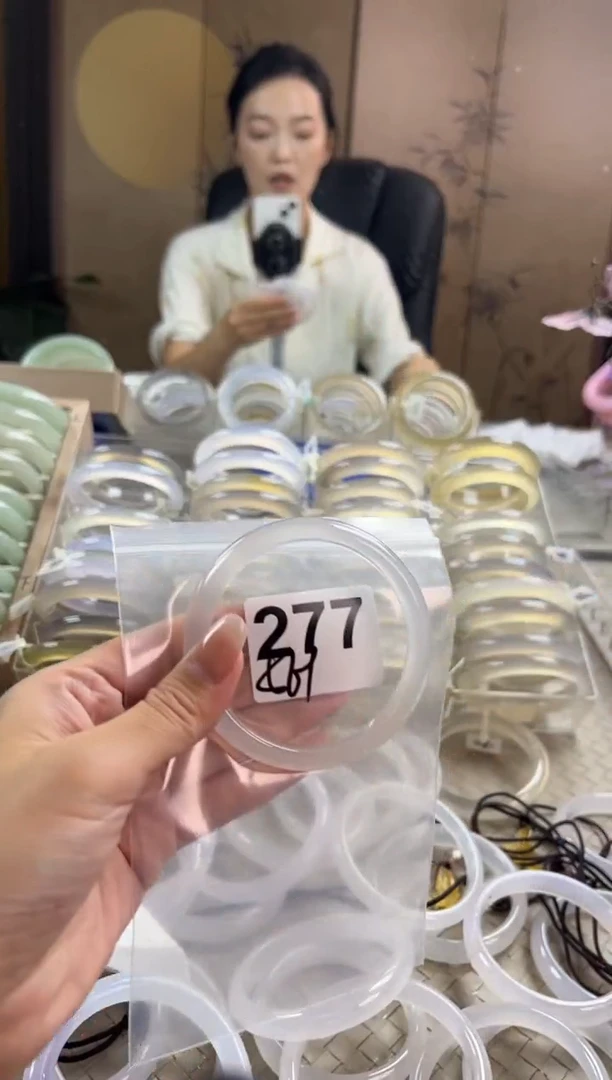 手镯玛瑙/玉髓未镶嵌277