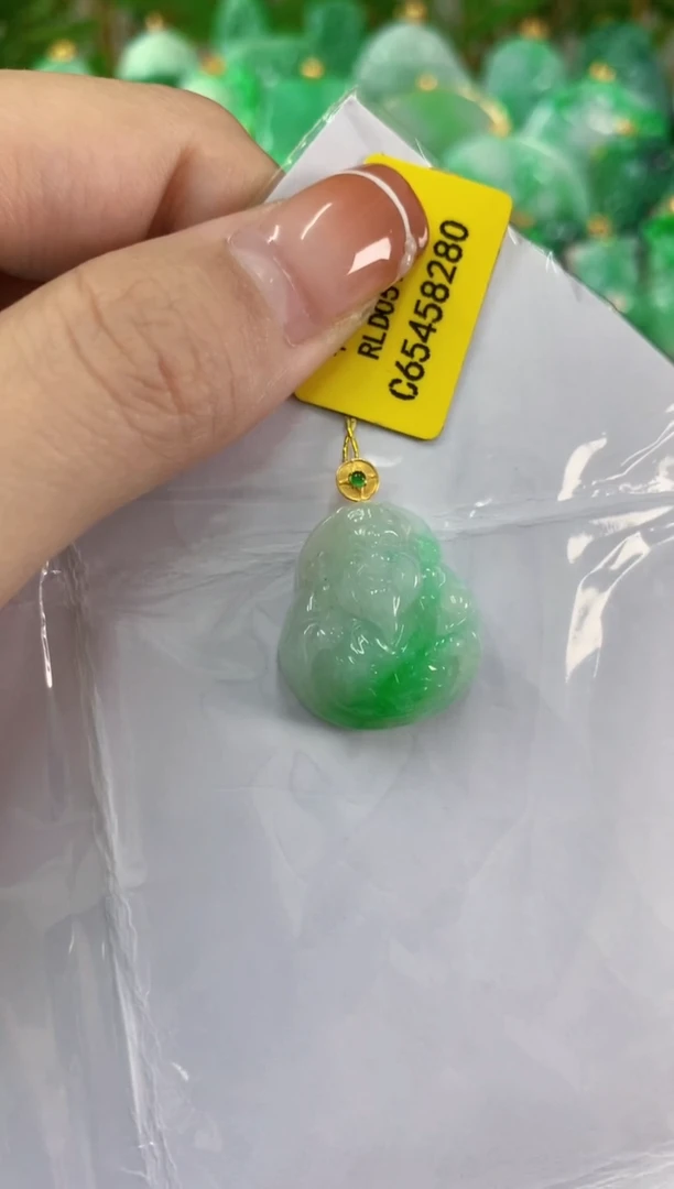 吊坠(不含链)18K金镶嵌翡翠挂件