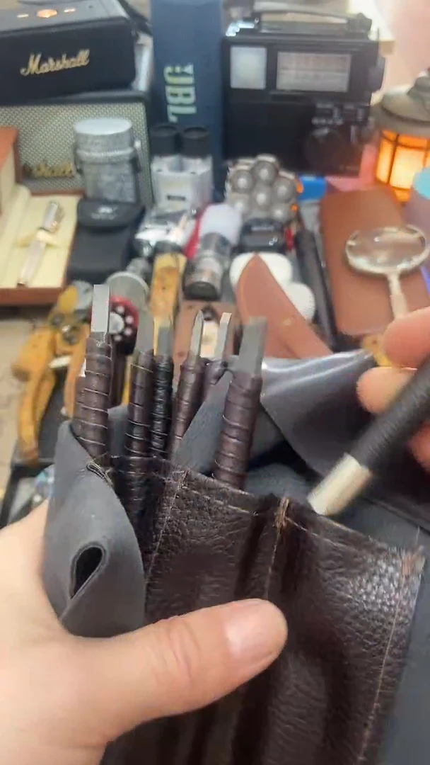 瓷片闪购商品 如图所示