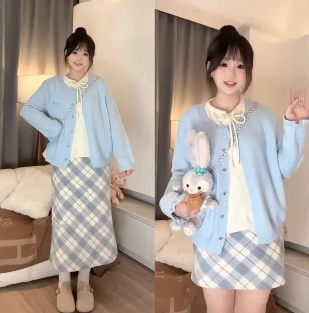 百搭刺绣针织时尚假两件毛针织衫圆领休闲+半身裙两件套